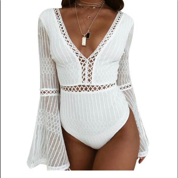 WHITE LONG SLEEVE BODYSUIT - Picture 1 of 1